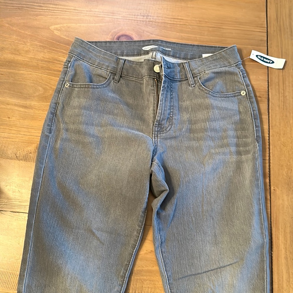 Brand new dark grey skinny jeans!